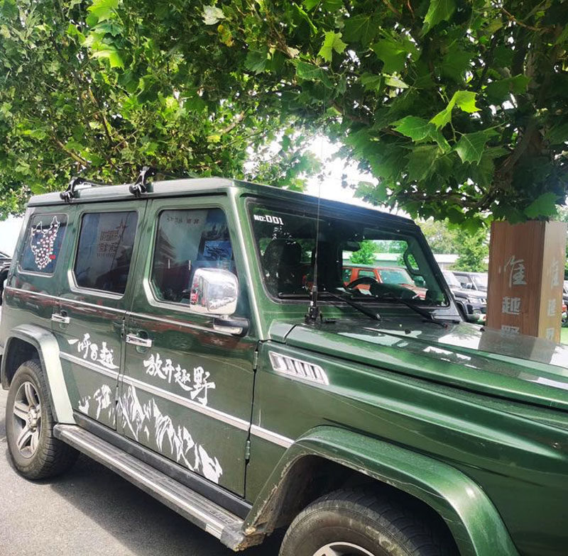 Wrangler luggage rack horizontal bar horizontal Beijing BJ40 bracket BJ80 shelf travel rack domineering clip clip