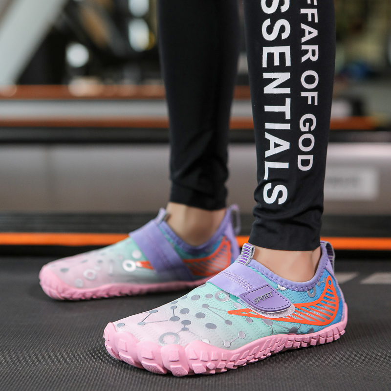 Comprehensive training shoes children jumping rope shoes men's non-slip indoor special shoes female rock climbing elementary school children sports shoes-Taobao