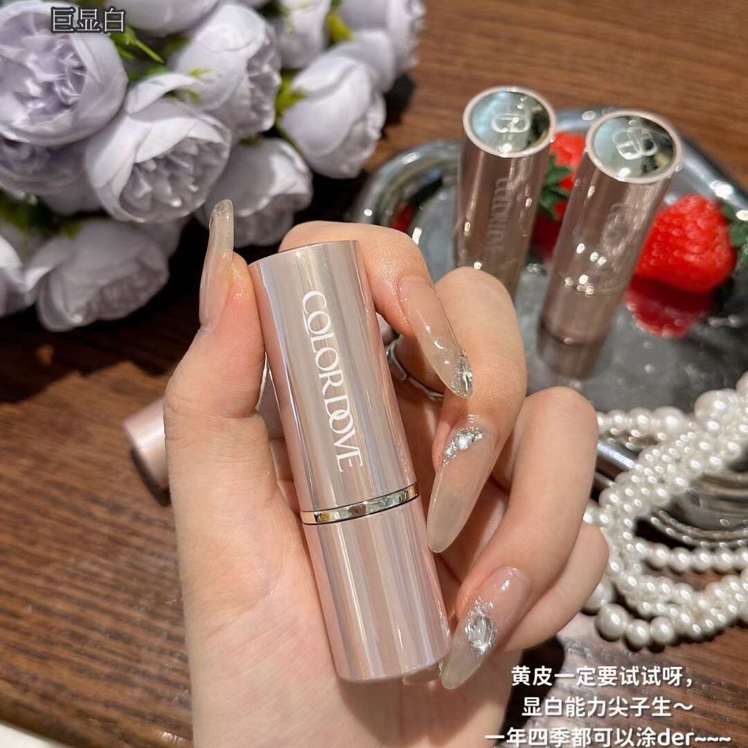 所有女生!这支口红真的太绝了!轻柔不沾杯,素颜也能美到窒息!_唇膏_淘宝美妆网