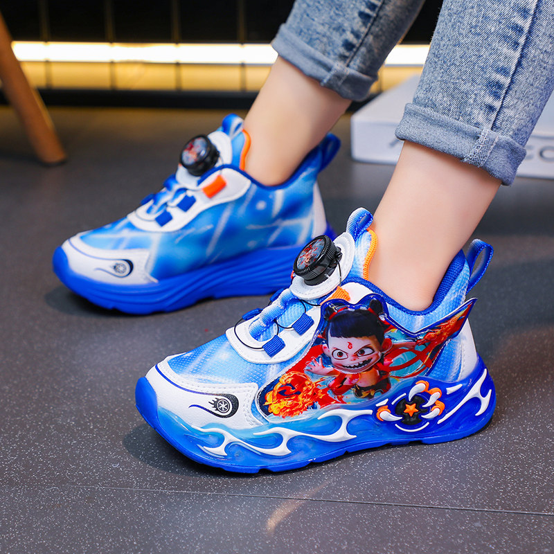 Nezha Boys' Shoes 2025 Autumn and Winter New Children's Sports Shoes with Fleece and Lights, Boys' Light-Up Casual Cotton Shoes