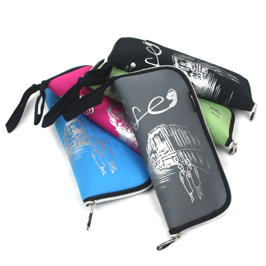 Digital containing packets According to the line bag Carry-on Hard Disc power Pack U pan Pack U-shield finishing bag can be made as a mouse pad