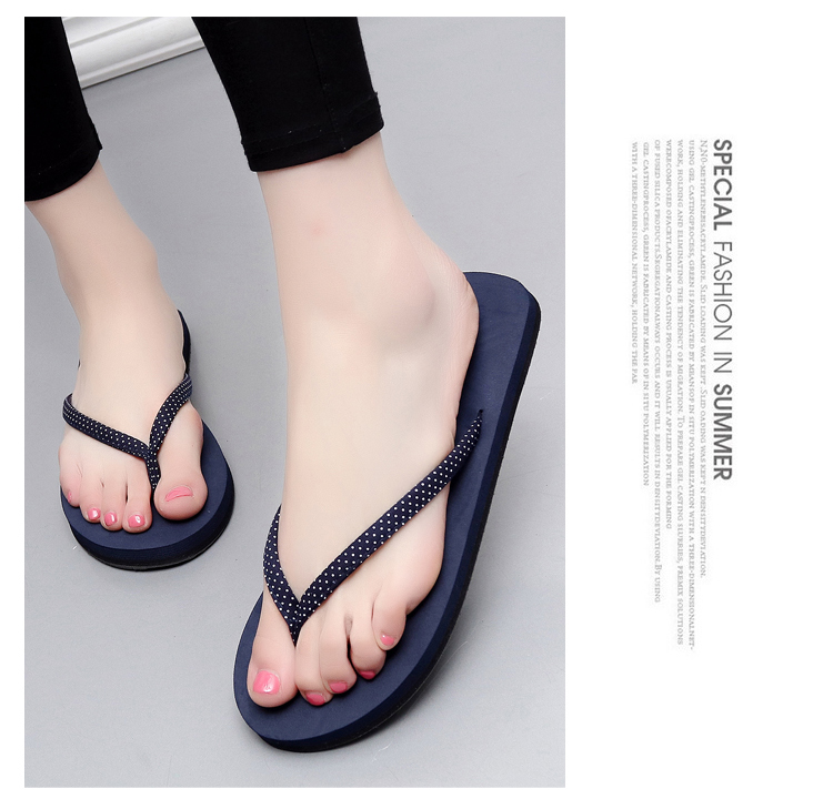 Hàn Quốc phiên bản của flip-flop nữ mùa hè trượt phẳng với nữ làn sóng điểm Châu Âu và Hoa Kỳ bãi biển dép màu rắn giản dị pinch dép thủy triều