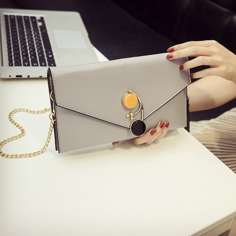 Handbag women's small bag 2021 new fashion envelope clutch bag shoulder messenger women's bag Korean version all-match clutch women