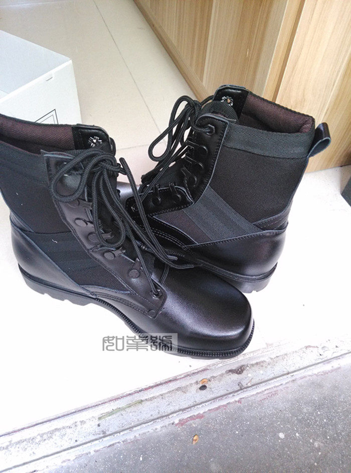 Boots militaires en cuir - Ref 1398037 Image 27