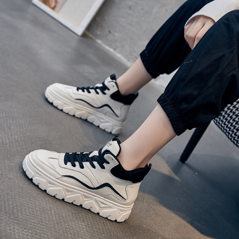 Hong Kong high-top daddy shoes female ins tide 2022 autumn and winter new all-match thick bottom heightened sports casual white shoes