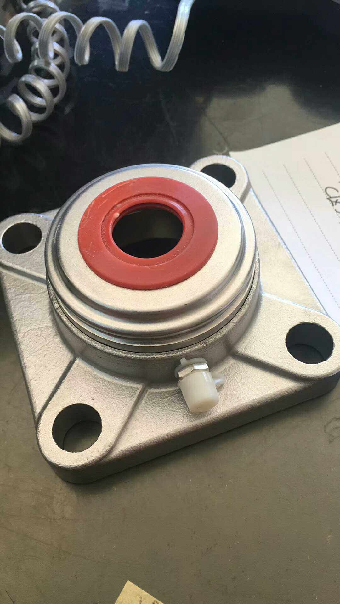 Stainless steel with sealing lid bearing UCF204 UCF205 UCF205 UCF207 UCF208 UCF208 UCF209 UCF209