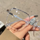 Ультра -светлые анти -блюдные световые очки миопии женское приливное лицо может быть оснащено радиационными прозрачными коробками тонкие глаза мужчины