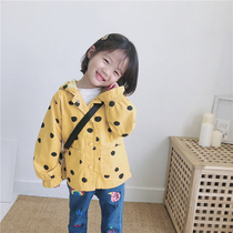 Childrens clothing 2021 New Girl coat spring and autumn short baby hooded windbreaker Korean version of foreign-style childrens charge tide