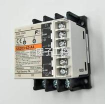 Japanese imported Fuji FUJI 3-pole solid state connector SS20 contact 3-4Z-A AC2440V 50 60HZ 20A