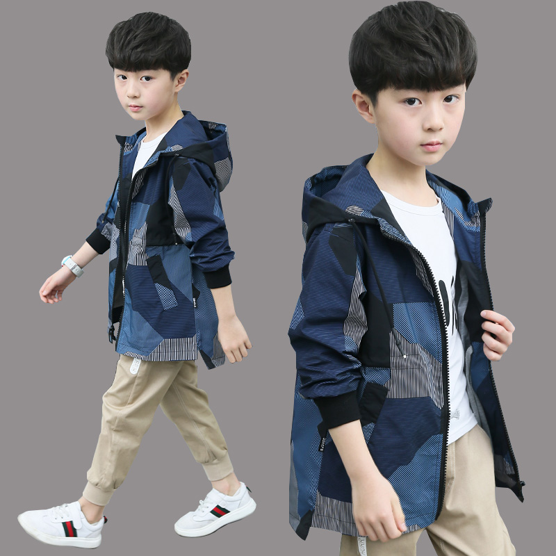 Boys ' jackets thickened padded autumn and winter clothes 2020 new large children's clothing in the long version of the handsome trench coat spring and autumn tide