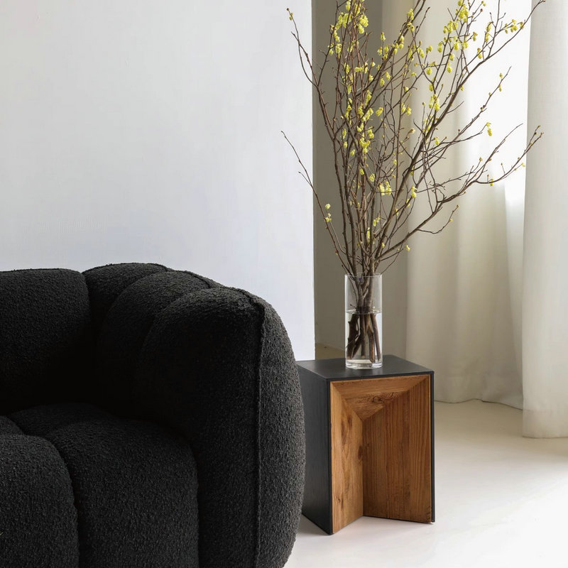 Wabi-Sabi Style Black Solid Wood Sofa Side Table, Small Coffee Table, Corner Table, Old Pine Wood, Homestay Style, Floor-Standing Low Stool, Shoe-Changing Stool
