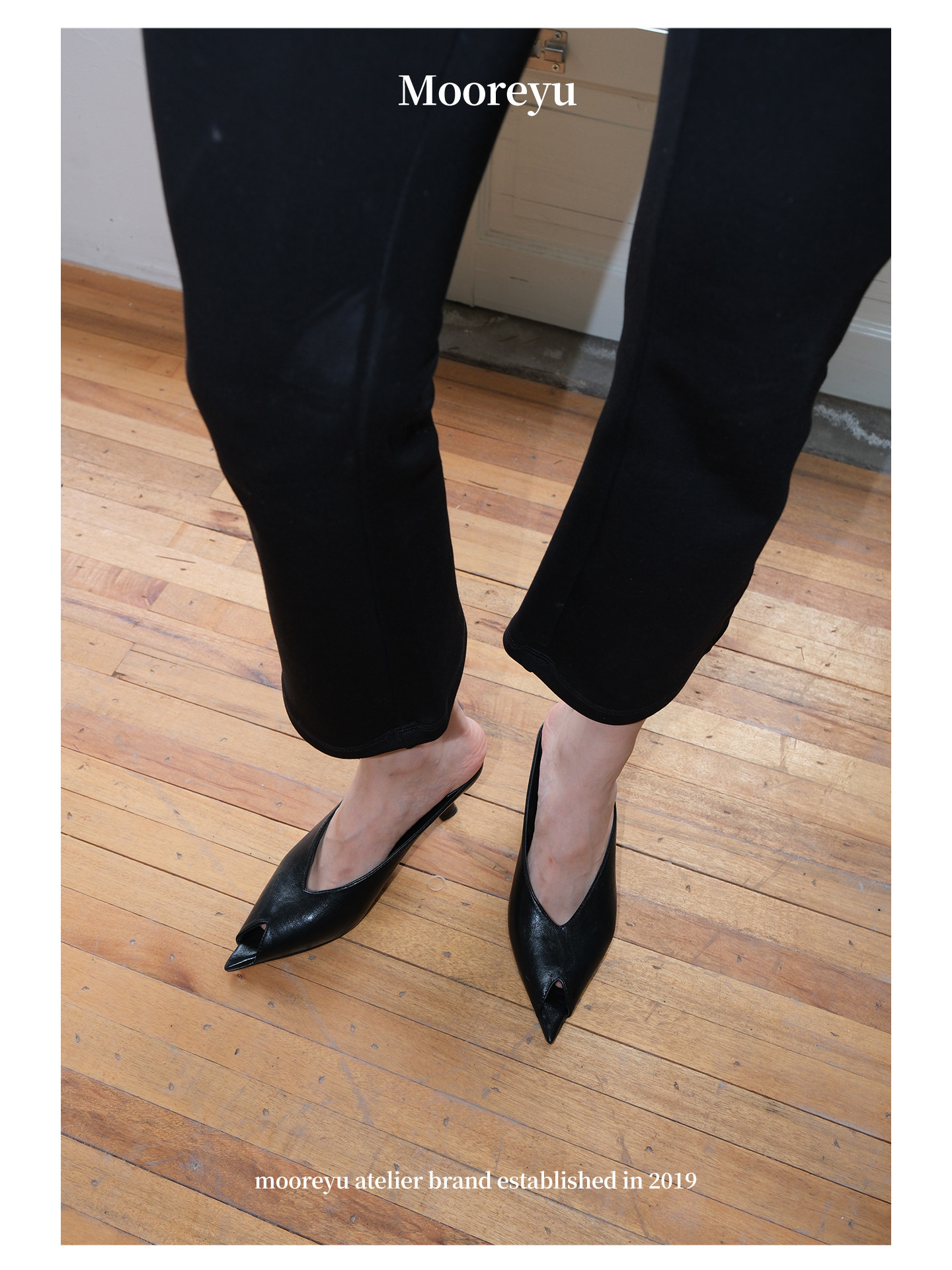 Mooreyu Black Pointed-Toe Stiletto Mule