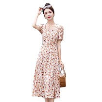 Floral dress 2024 new style womens summer small French retro high-end slim temperament puff sleeve skirt