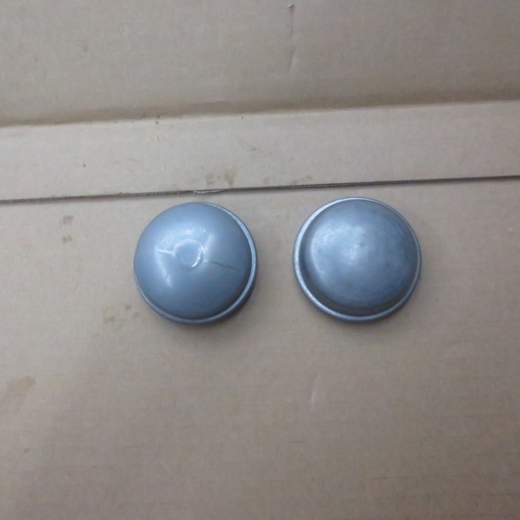 Adapt to Mitsubishi V73V 77V93V 97 strong front axis head cover rear wheel bearing cap dust cover