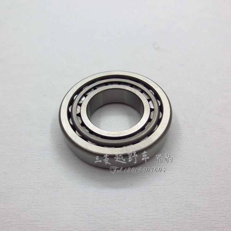 Applicable cheetah V31V32V33 front wheel bearing chibing black diamond rear wheel bearing wheel bearings Japan