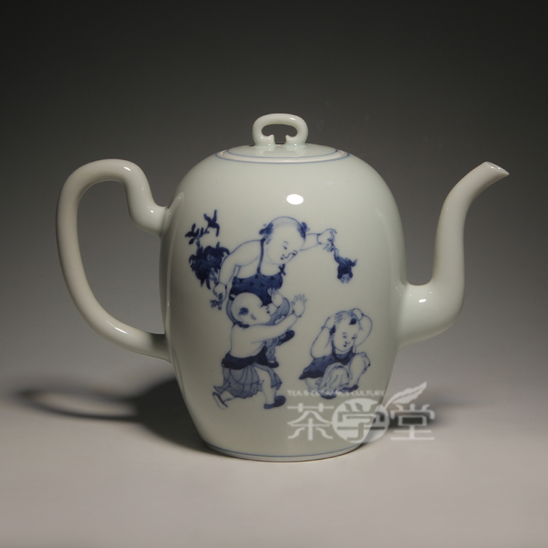Taiwan's Tao Art Master Cai Xiaofang's Beauty Shoulder Pot Xiaofang Kiln Hand-painted Green Flower Teapot Early