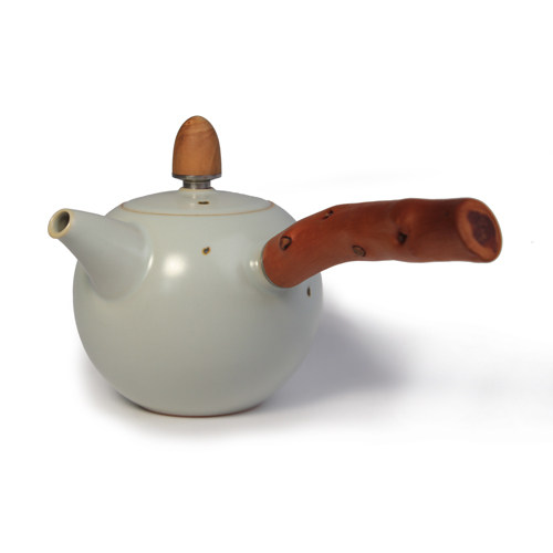 Taiwan ceramist Zhang Geming Ru kiln Ru porcelain teapot side of the iron spot in the round pot ceramic tea set