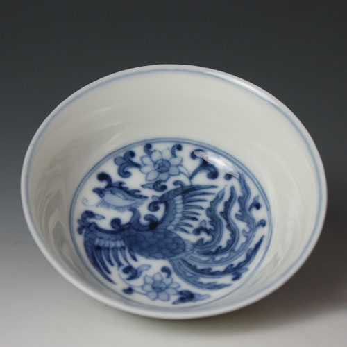 Taiwan ceramic artist Li Cunren Cunren Tang hand-painted blue and white Phoenix Thai Cup Thin tire cup Antique teacup
