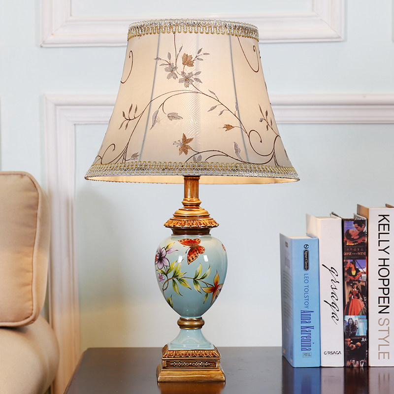 American Table Light Bedroom Bedside Headlights Countryside Retro Brief Eu Style Bed Head Counter Lights Creative Living Room Cozy Romantic