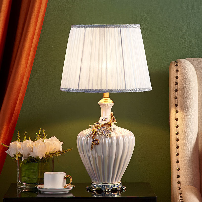 French light luxury all copper enamel color table lamp bedroom bedside lamp European warm study lamp American luxury ceramic