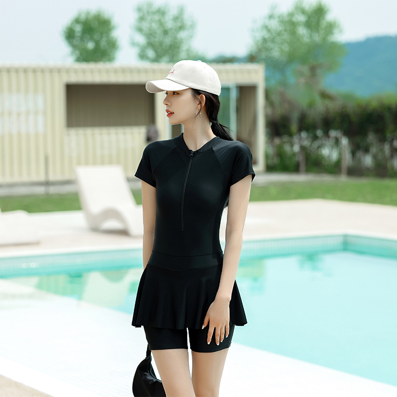 Swimsuit women in summer conservative 2021 new 2022 shade slim and body swimming pool dedicated large size fat mm sport