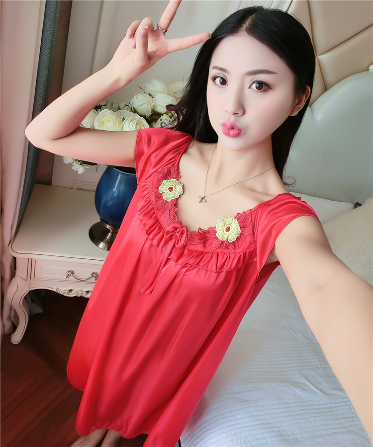 Nightdress nữ mùa hè sexy Hàn Quốc phiên bản của băng lụa ren đồ ngủ ngắn tay lụa lụa phần mỏng lỏng kích thước lớn ăn mặc đỏ