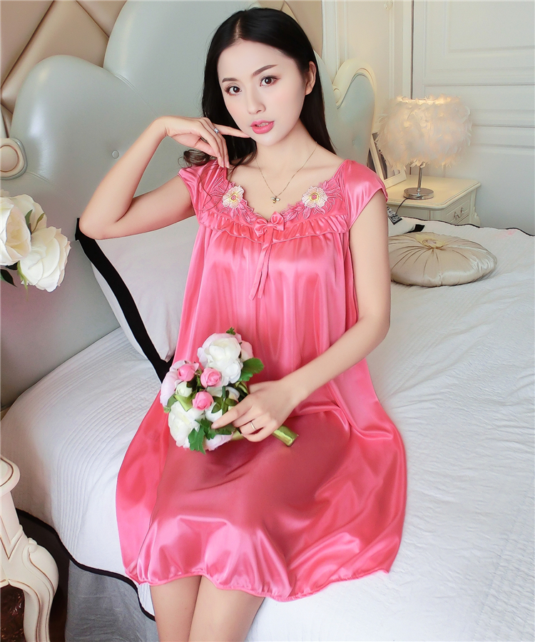 Nightdress nữ mùa hè sexy Hàn Quốc phiên bản của băng lụa ren đồ ngủ ngắn tay lụa lụa phần mỏng lỏng kích thước lớn ăn mặc đỏ