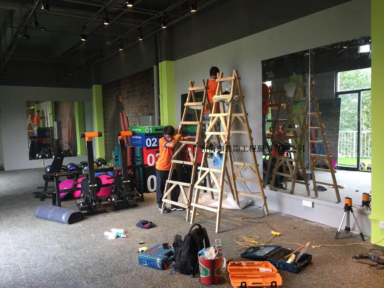 Guangzhou Ding To Make Custom Yoga Mirror Dance Mirror Posting Wall Fitness Mirror Bathroom Mirror Home Full Body Mirror Landing Mirror