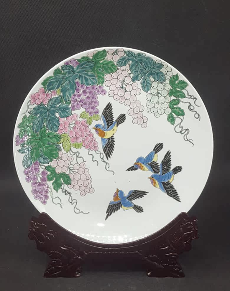 Collection of porcelain in the 1970s state-owned color porcelain factory boutique hand-painted pastel plate (sample)