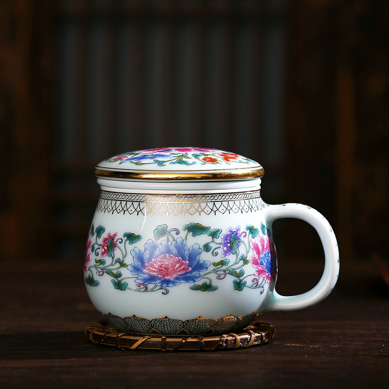 Red xin gold coloured drawing or pattern celadon teacup with cover cup ceramic filter glass office tea cup