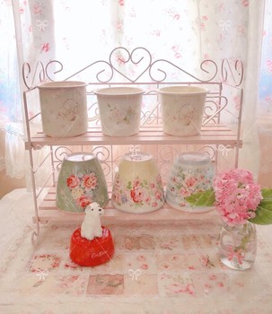 Girls' heart wrought iron desktop folding shelf living room plant student figure ornaments display storage and sorting shelf