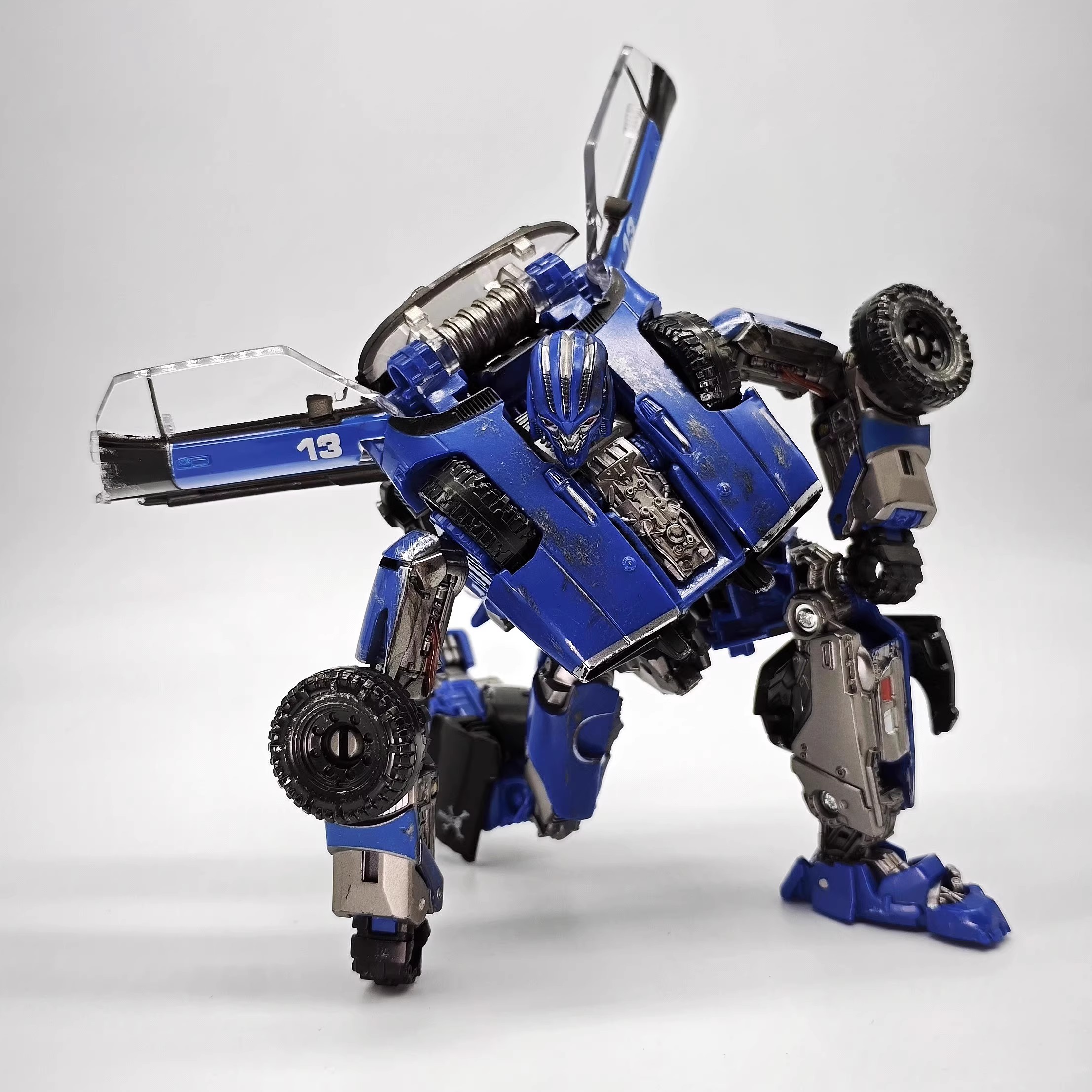 New edition.TW Blue Warrior rebound ball Autobot model