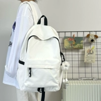 Белая длинная подвеска