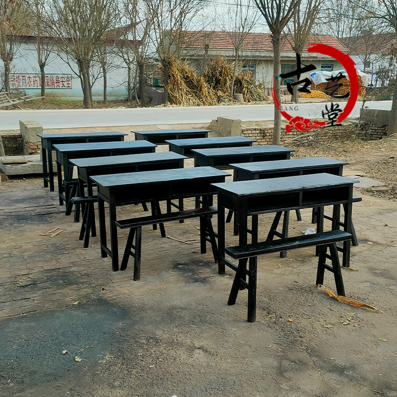 Old-Fashioned Desks, Folk-Style Old Objects, 80S and 90S Student Desks, Complete Set of Desks and Chairs, Nostalgic Decorative Ornaments