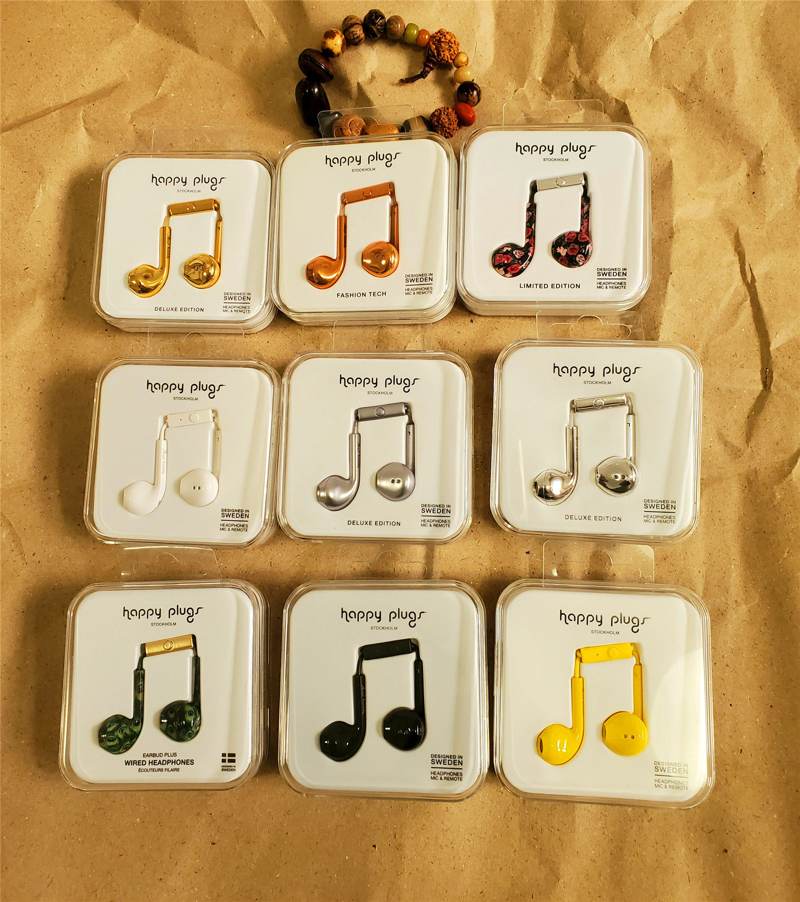 New to happy plugs Earbud Plus Swedish light and luxurious machine line control half-in-ear heavy bass call-Taobao