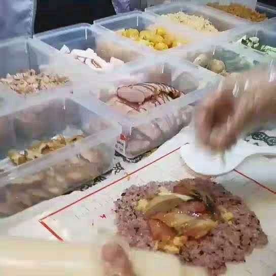 Taiwan Meal-Special High Temperature Resistant Film Package Meal With Cushion Film Knead Tight Rice Dough Shaping Mat Rice Stick Rice Fig.