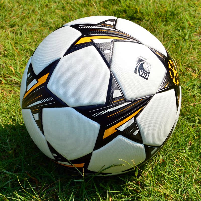 Ballon de football - Ref 7606 Image 51