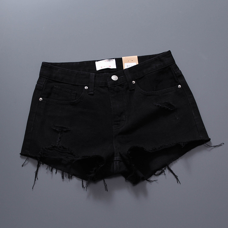 2026 Summer New European and Korean Style Denim Shorts for Women, Mid-Low Waist, Black Distressed Ultra-Short Shorts, Versatile for Petite Figures 2026 Summer New European and Korean Style Denim Shorts for Women, Mid-Low Waist, Black Distressed Ultra-Short Shorts, Versatile for Petite Figures