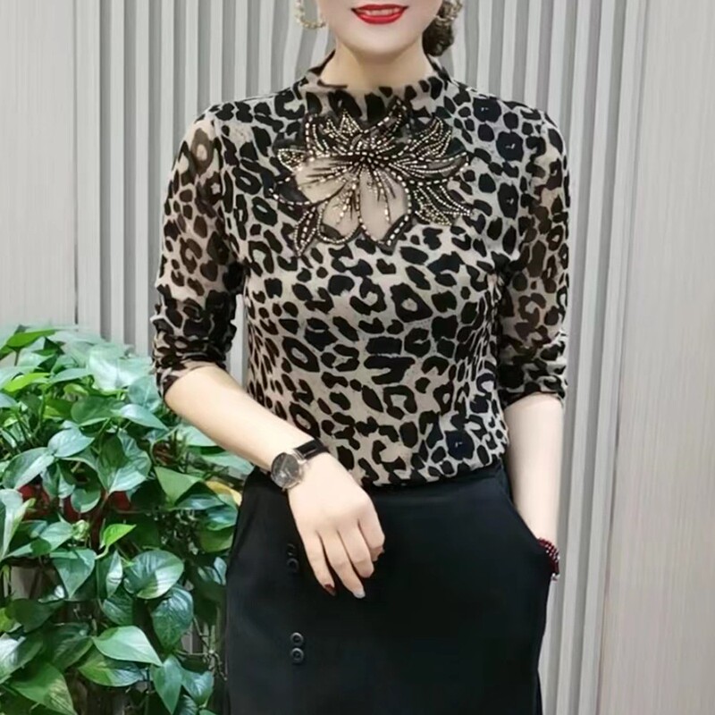 Autumn Women's Leopard Print Lace Floral Hollow-Out Slim-Fit Stylish Mature Fashion Half-High Collar Long-Sleeve Base Shirt