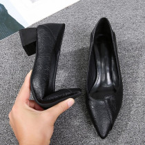 Mothers work shoes womens black versatile professional shoes comfortable soft soles flight attendant thick heels high heels after standing for a long time