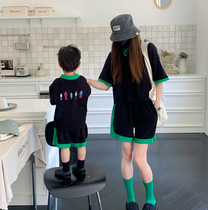 Play in a pro-child dress mother and mother female dress Chauga Fan Collision Color Printed Polo Suit Classic Black Green Hit Color Sleeve