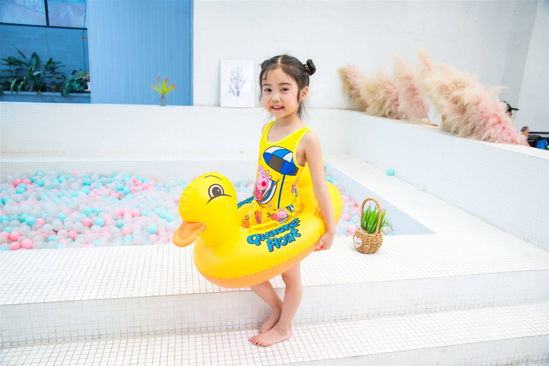 B.Duck, милый плавательный круг, увеличенная толщина, защита от опрокидывания 