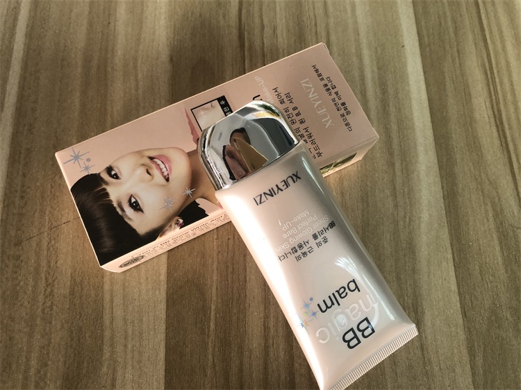 Đích thực Xue Yan màu trắng tinh khiết BB nude trang điểm kem BB cream 60 ml