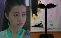  The legend of the swordsman of the Shushan War era Wen Yongshan Zhou Qingyun The same earrings imitation jade beads wild simple everyday earrings