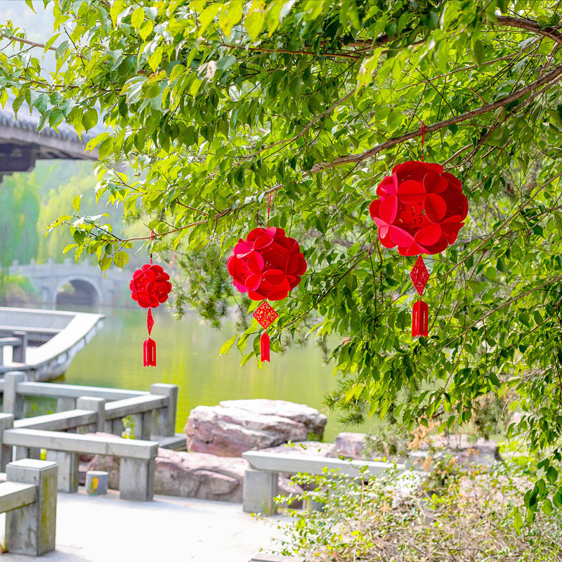Chinese New Year decorations hanging decorations Fucalligraphy embroidered ball mall arranged with 2022 tiger year New Year's New Year's New Year's decorative items
