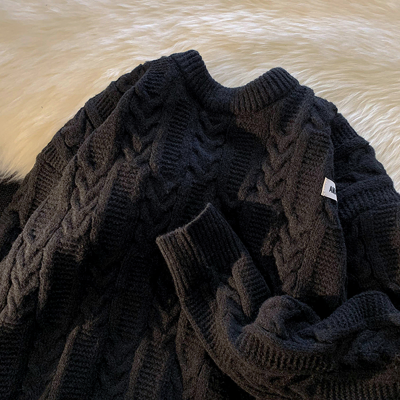 Vintage Twist Knit Sweater for Men, Winter Loose Fit, Lazy Style, High-End Pullover Knitwear for Outerwear