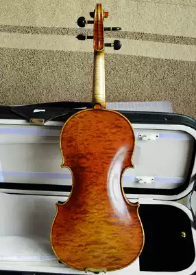 Taiwan's Italian imported Rotary cut European spruce professional hand-played single-board violin