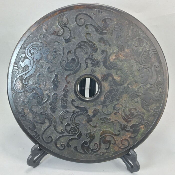 Special price vintage jade jade safety buckle Kowloon Map Xiuyu Jade Jade Bi carved jade Jade jade decoration send display stand