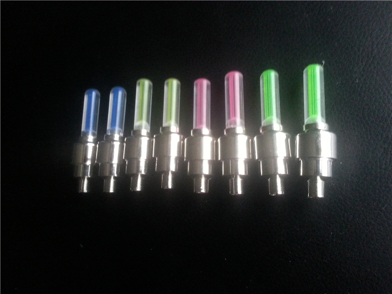 Eclairage pour vélo - feux de Valve - Ref 2397710 Image 15