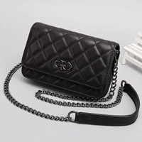 Маленький черный